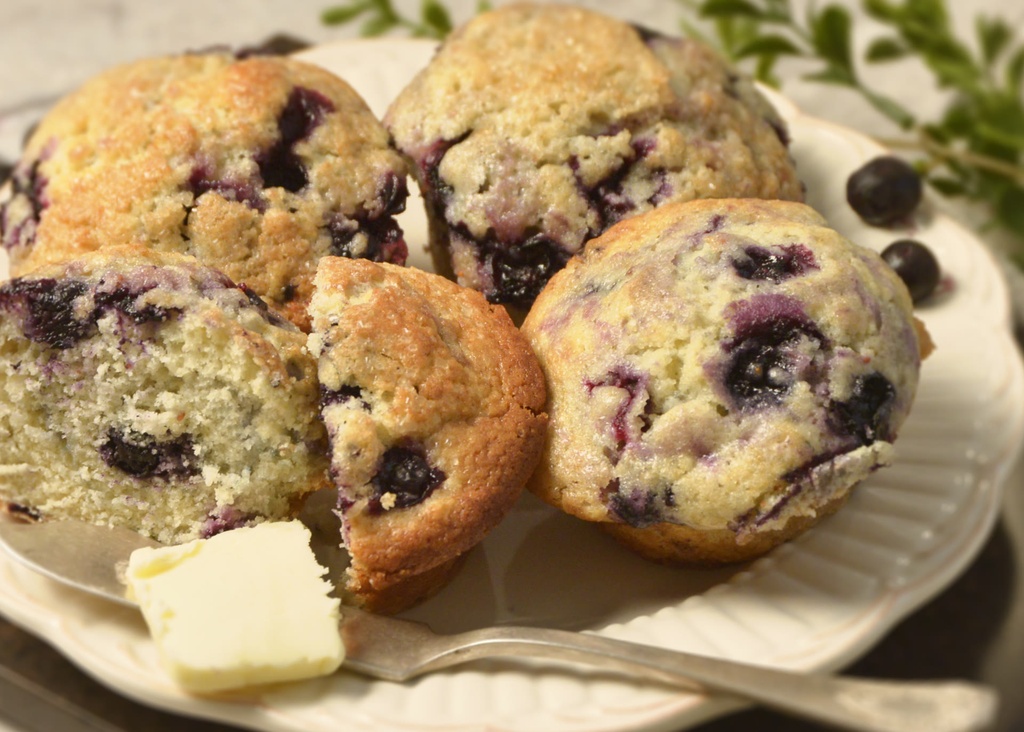Blueberry Muffins — Half-Dozen